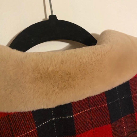 Plaid Jacket w/ Faux Fur Trim - Picture 7 of 8